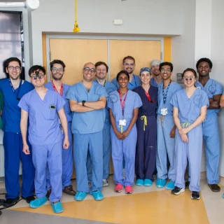 @UCSF Skull Base & Cerebrovascular Lab hosted a hands-on cadaveric training focused on advancing endoscopic skull base surgery education. ENT residents trained in complex, faculty-guided operative scenarios alongside neurosurgery and otolaryngology.

The session highlighted the AED ENDOPRO® 3D Visualization System, enhancing depth perception and spatial awareness in delicate endonasal procedures.

Advancing surgical training through immersive visualization and precision-based learning.

#UCSF #SkullBaseSurgery #EndoscopicSurgery #SurgicalEducation